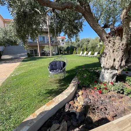 Апартаменты Family House Emerald