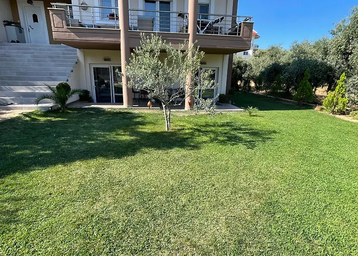 Family House Emerald Λιμενάρια